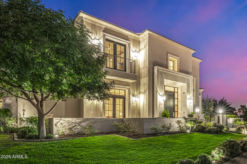 577 Horseshoe Pl, Chandler, AZ 85248