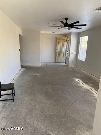5773 Golden Ln, Glendale, AZ 85302
