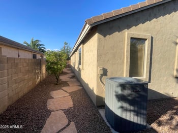 5773 Golden Ln, Glendale, AZ 85302