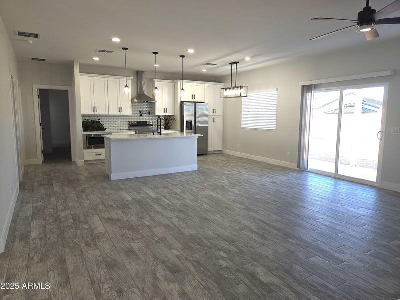 5786 Red Bird Ln, San Tan Valley, AZ 85140