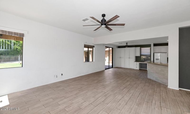 5787 W Barbara Ave, Glendale, AZ 85302