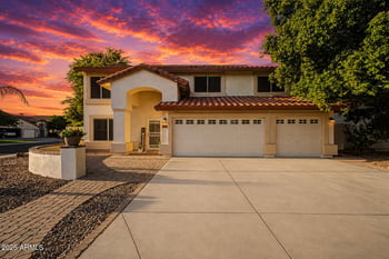 5796 W Windrose Dr, Glendale, AZ 85304
