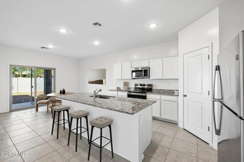5797 Hornblende Way, San Tan Valley, AZ 85143