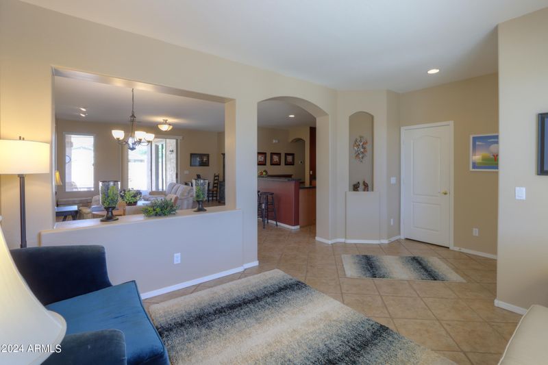 58 E Mill Reef Dr, San Tan Valley, AZ 85143