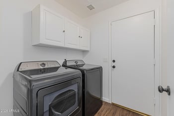 58 Horseshoe Ave, Gilbert, AZ 85296