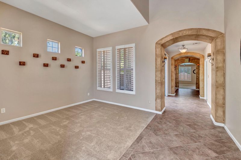 580 N Eucalyptus Pl, Chandler, AZ 85225