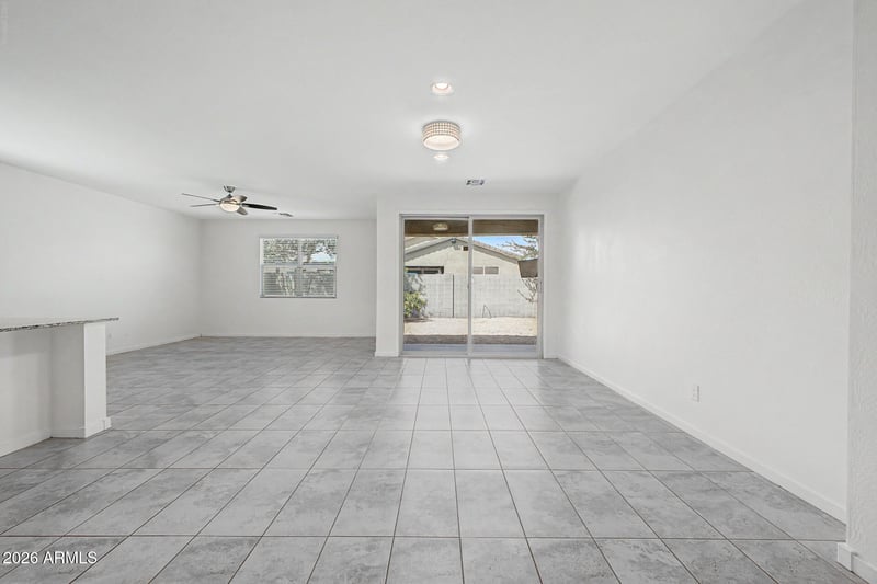 580 W Tallula Trl, San Tan Valley, AZ 85140
