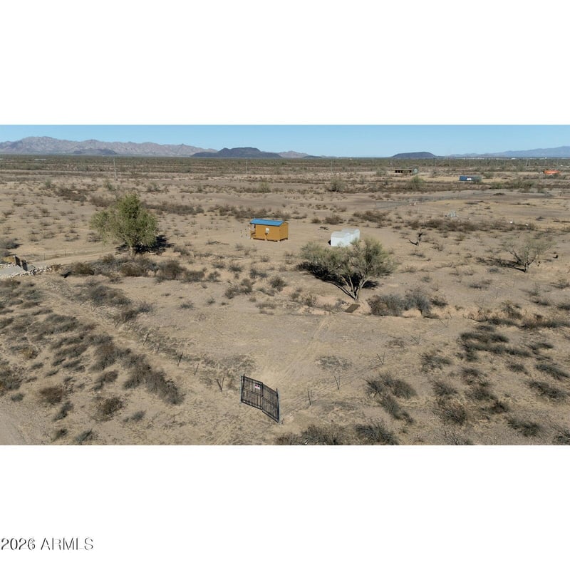 5800 N 415th Ave #552, Tonopah, AZ 85354