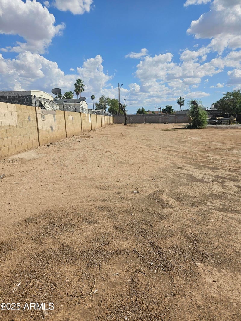 5801 Citrus Way #11, Glendale, AZ 85301
