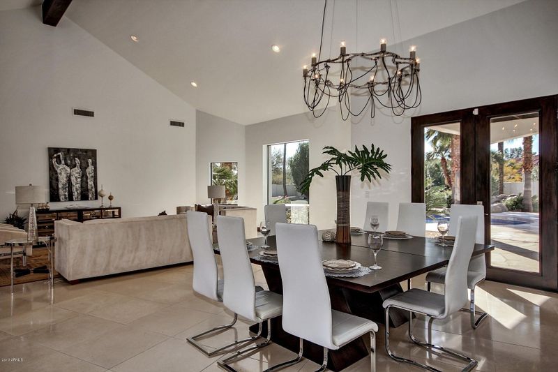5801 E Berneil Ln, Paradise Valley, AZ 85253