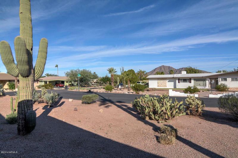 5801 E Cambridge Ave, Scottsdale, AZ 85257