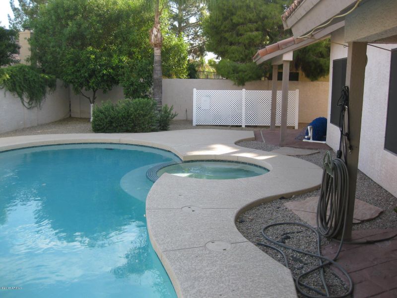 5801 E Jensen St, Mesa, AZ 85205