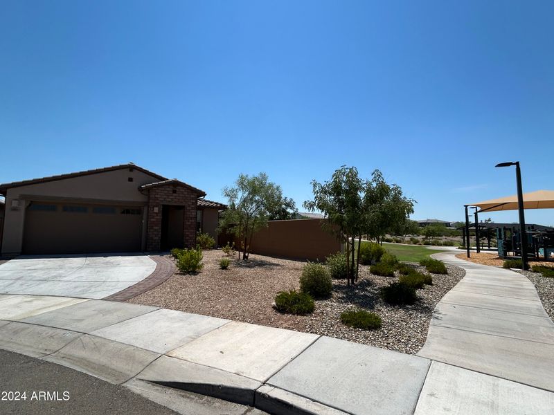 5801 N 89th Dr, Glendale, AZ 85305