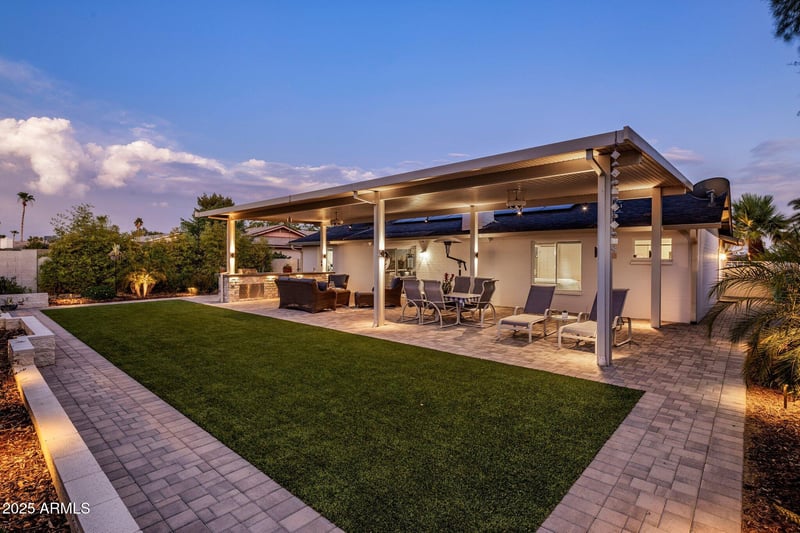 5802 Gelding Dr, Scottsdale, AZ 85254