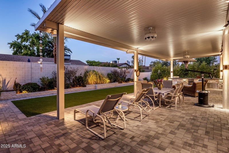 5802 Gelding Dr, Scottsdale, AZ 85254