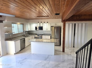5804 Gelding Dr, Glendale, AZ 85306