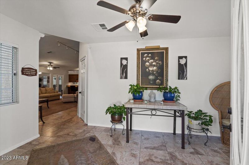 5804 N 14th Ave, Phoenix, AZ 85013