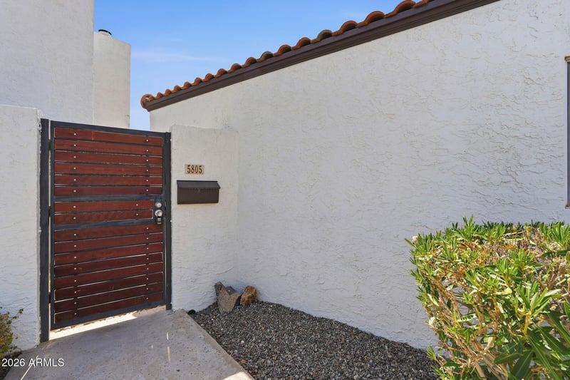 5805 8th Pl, Phoenix, AZ 85014