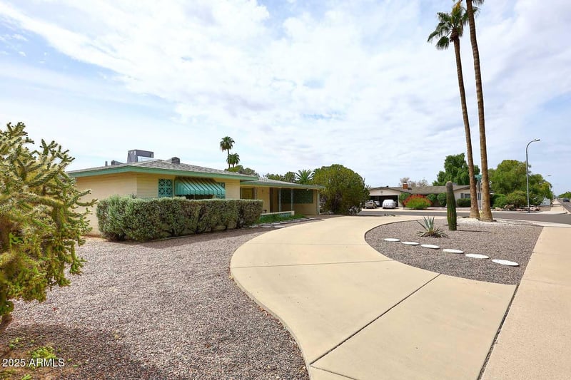5807 Adobe Rd, Mesa, AZ 85205