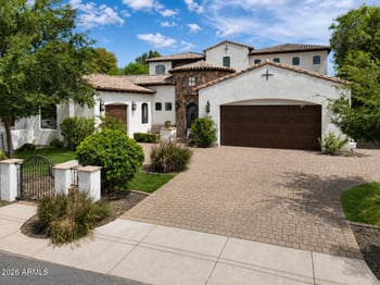 5807 E Orange Blossom Ln, Phoenix, AZ 85018