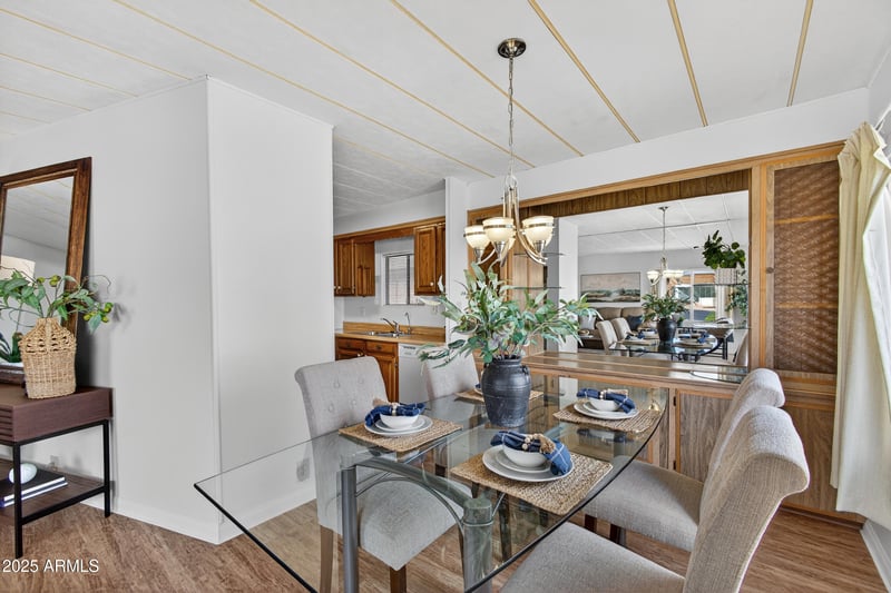 5807 Leonora St, Mesa, AZ 85215