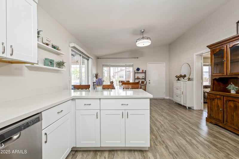 5808 Lawndale St, Mesa, AZ 85215