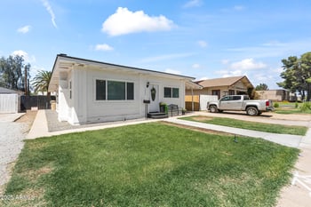 5808 Myrtle Ave, Glendale, AZ 85301