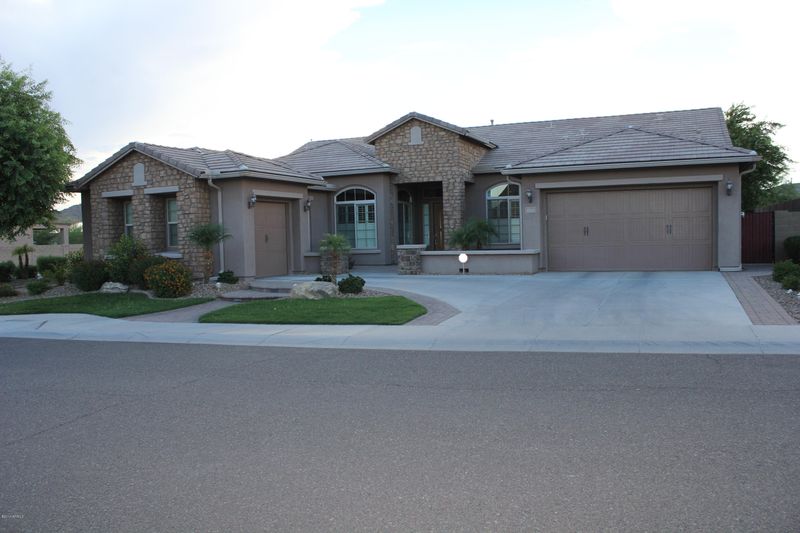 5808 W Fetlock Trl, Phoenix, AZ 85083