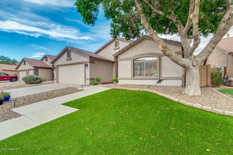 5809 E Jacaranda St, Mesa, AZ 85205