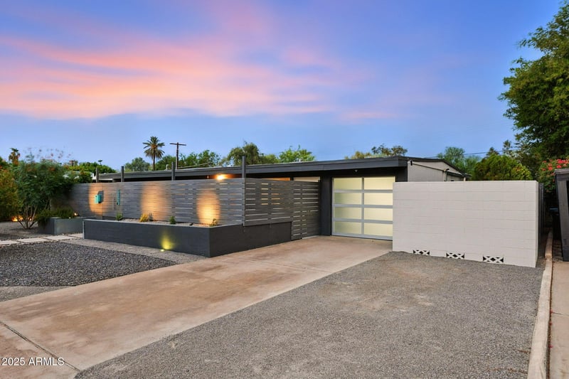 5809 N 10th Pl, Phoenix, AZ 85014