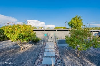 5809 N 10th Pl, Phoenix, AZ 85014