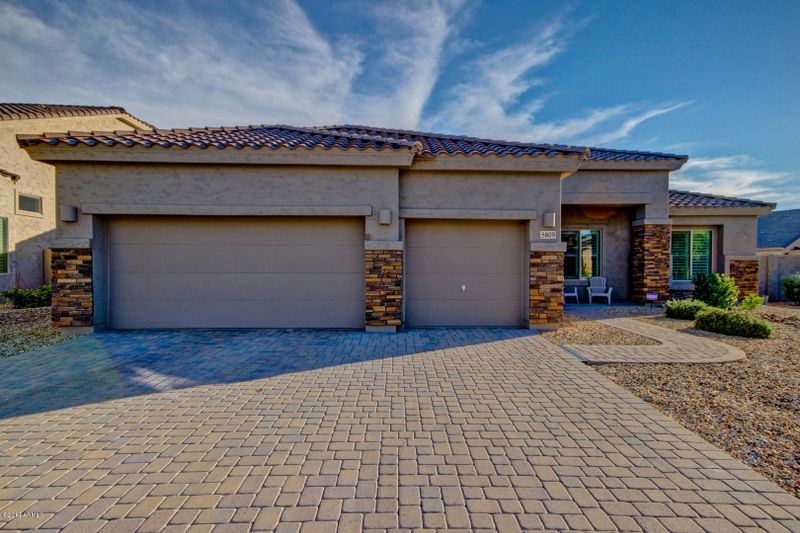 5809 W Plum Rd, Phoenix, AZ 85083