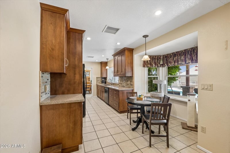 5809 W Purdue Ave, Glendale, AZ 85302