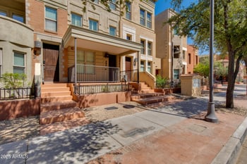 581 Roosevelt St, Tempe, AZ 85281