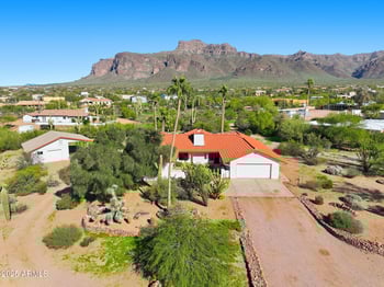 5810 14th Ave, Apache Junction, AZ 85119