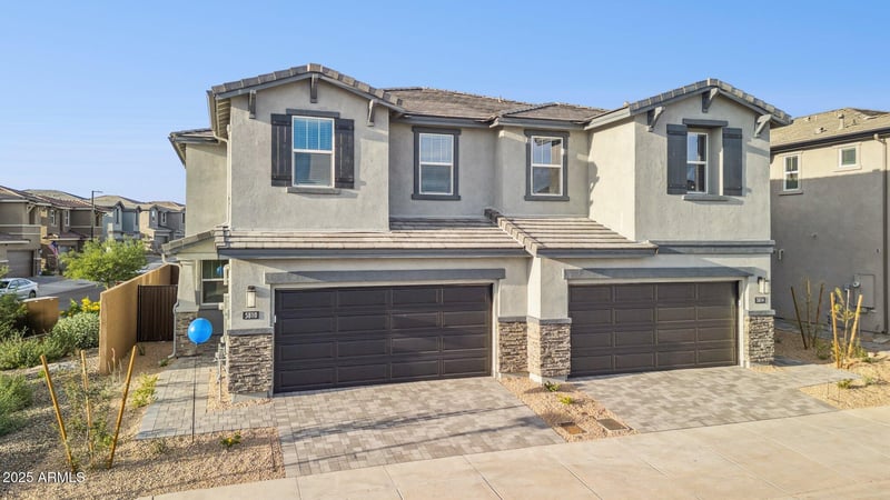 5810 Zachary Dr, Phoenix, AZ 85054