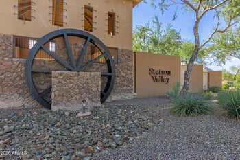5811 Bonanza Ln, Phoenix, AZ 85083