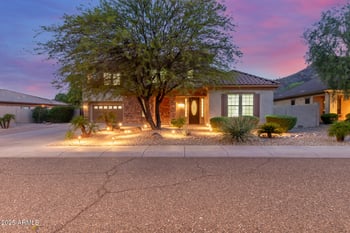 5811 Bonanza Ln, Phoenix, AZ 85083