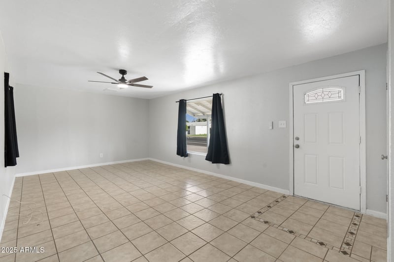 5811 Campbell Ave, Phoenix, AZ 85031