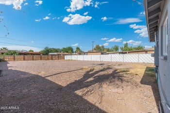 5811 Campbell Ave, Phoenix, AZ 85031