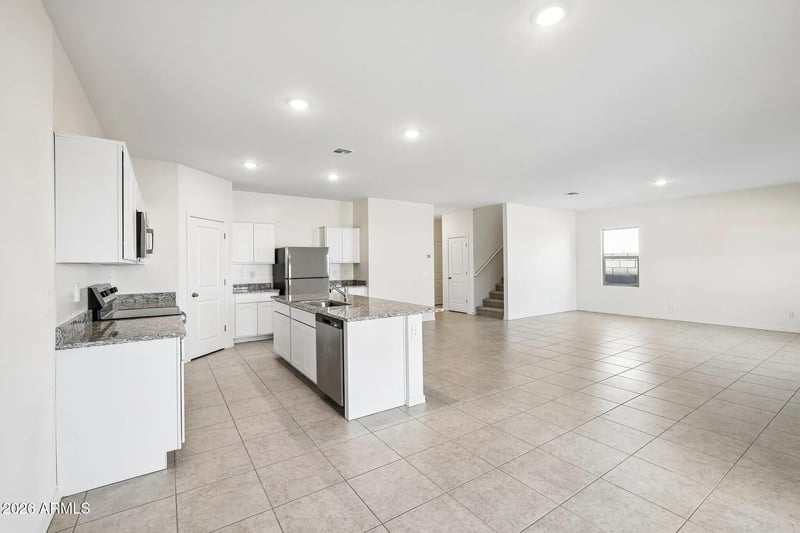 5811 Hornblende Way, San Tan Valley, AZ 85143