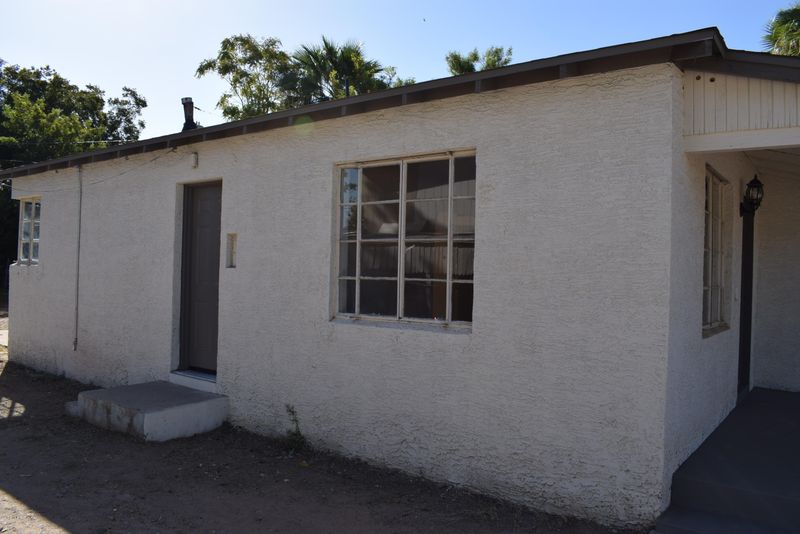 5811 S 9th St, Phoenix, AZ 85040