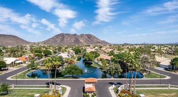 5811 Del Lago Cir, Glendale, AZ 85308