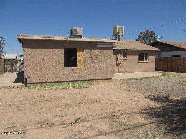 5811 W Earll Dr, Phoenix, AZ 85031