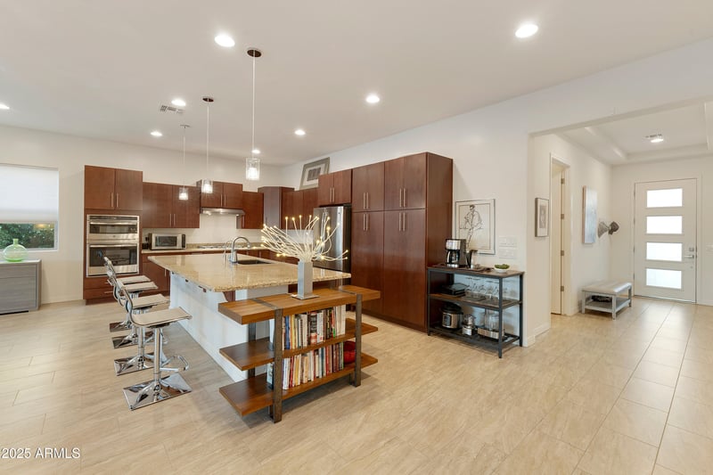 5811 Wilson Way, Gilbert, AZ 85298