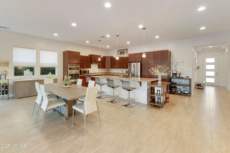 5811 Wilson Way, Gilbert, AZ 85298