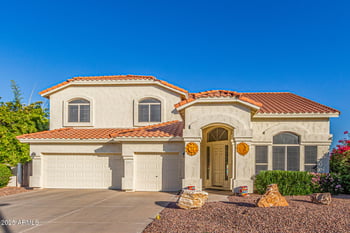 5812 Columbine Dr, Glendale, AZ 85304