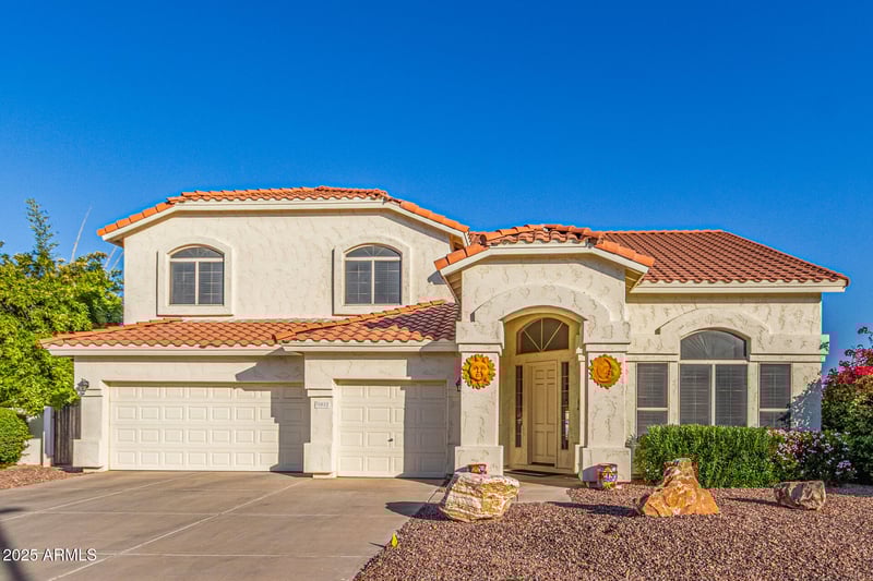 5812 Columbine Dr, Glendale, AZ 85304