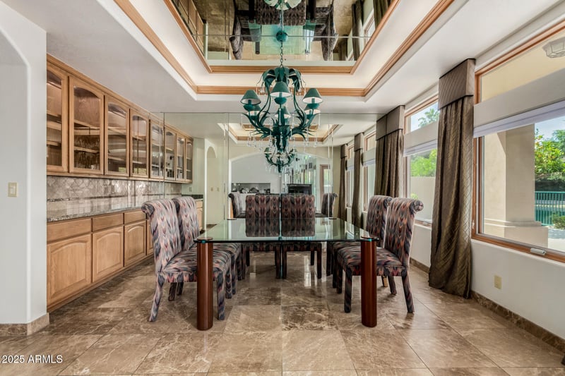 5812 Del Lago Cir, Glendale, AZ 85308
