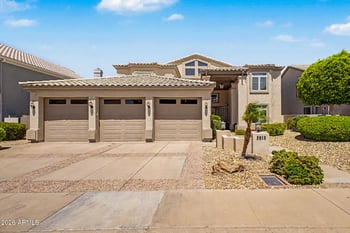 5812 Del Lago Cir, Glendale, AZ 85308
